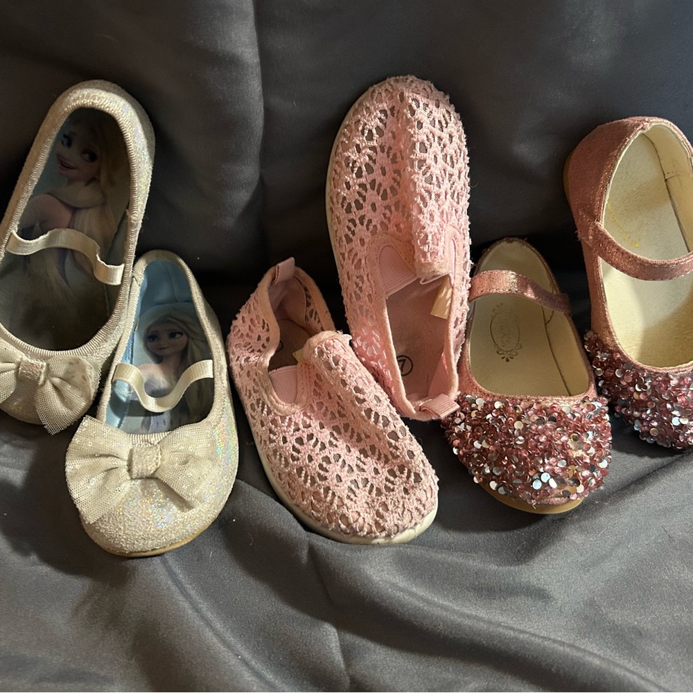 Toddler size 7 and size 7/8 shoes
